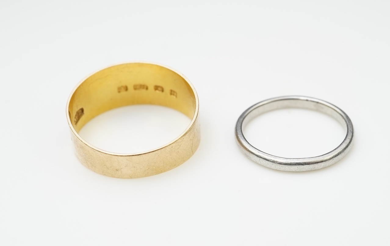 A collection of jewels, 19th/early 20th century